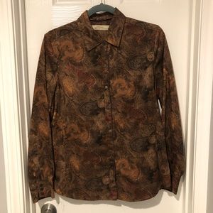 3/$15 Natural reflections snap down button down shirt fall winter autumn
